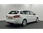 Peugeot 308 SW 1.2 PureTech Blue Lease Executive TREKHAAK CAMERA CRUISE.