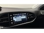 Peugeot 308 SW 1.2 PureTech Blue Lease Executive TREKHAAK CAMERA CRUISE.