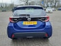 Toyota Yaris 1.5 Hybrid Dynamic keurig nette nauwelijks gebruikte in Nederland nieuw geleverde Yaris van eerste eigenaar!