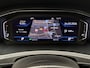 Volkswagen T-Roc 1.5 TSI SPORT AUTOMAAT NAVIGATIE ADAPTIVE CRUISE CONTROL APPLE CARPLAY/ANDROID RIJSTROOKSENSOREN ACHTERUITRIJCAMERA NIEUWE ALL SEASONS BANDEN AFN. TREKHAAK ZEER MOOI !! Brgl