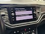 Volkswagen T-Roc 1.5 TSI SPORT AUTOMAAT NAVIGATIE ADAPTIVE CRUISE CONTROL APPLE CARPLAY/ANDROID RIJSTROOKSENSOREN ACHTERUITRIJCAMERA NIEUWE ALL SEASONS BANDEN AFN. TREKHAAK ZEER MOOI !! Brgl