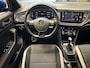 Volkswagen T-Roc 1.5 TSI SPORT AUTOMAAT NAVIGATIE ADAPTIVE CRUISE CONTROL APPLE CARPLAY/ANDROID RIJSTROOKSENSOREN ACHTERUITRIJCAMERA NIEUWE ALL SEASONS BANDEN AFN. TREKHAAK ZEER MOOI !! Brgl