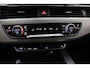 Audi A4 Avant 35 TFSI S edition Competition | Full-led | Audi Sound | Carplay | MMI plus | Optiek zwart | Ambient lighting |