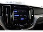 Volvo XC60 T8 Plug-in hybrid AWD Plus Dark | Harman Kardon Premium Audio | Adaptive Cruise Control | Parkeerverwarming | BLIS | Longe Range | Semi Electrische Wegklapbare trekhaak | Stoelverwarming | Stuurwielverwarming
