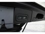 Volvo XC60 T8 Plug-in hybrid AWD Plus Dark | Harman Kardon Premium Audio | Adaptive Cruise Control | Parkeerverwarming | BLIS | Longe Range | Semi Electrische Wegklapbare trekhaak | Stoelverwarming | Stuurwielverwarming
