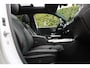 Mercedes-Benz GLB 250 4MATIC AMG Pakket AMG NightPakket (Pano Sportleder/Memory Carplay Burmester 360Camera Distronic Keyless M-Bux Trekhaak)