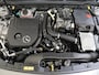 Mercedes-Benz A-klasse 250 e Business Solution AMG Panoramadak / Plus pakket / Head-up / Memory / 360 Camera / Sfeerverlichting / Stoelverwarming / Night