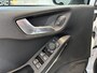 Ford Fiesta EcoBoost Hybrid 125pk ST-Line | Cruise | All Season banden | Parkeersens. achter | Apple carplay | Android auto |