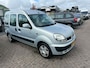 Renault Kangoo 1.6-16V Privilège 5 persoons uitvoering !