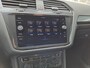 Volkswagen Tiguan Allspace 1.5 TSI Highline R-line, 7-Persoons, Panoramadak, Trekhaak, Lederen bekleding, Stoel/Stuur verwarming,