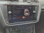 Volkswagen Tiguan Allspace 1.5 TSI Highline R-line, 7-Persoons, Panoramadak, Trekhaak, Lederen bekleding, Stoel/Stuur verwarming,