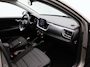 Kia Stonic 1.0 T-GDi MHEV DynamicPlusLine | Climate Control | 16" lichtmetalen velgen | Camera |