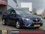 Renault Megane | Grijs kenteken | Verhoogde laadruimte | Carplay | LM velgen |