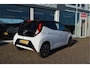Toyota Aygo 1.0 VVT-i x-cite ultimate | Bi-Tone | Smart | Climate Control | Orig NL auto