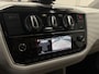Volkswagen Up! 1.0 BMT up! beats Automaat 75 pk / Camera / PDC / Leder-alcantara bekleding