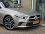 Mercedes-Benz A-klasse 180 Premium Plus Pano|Camera|Navi|Clima|Cruise|Stoel Verw.|Automaat|Night pakket|All Season