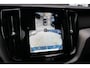 Volvo XC60 2.0 T8 Plug-in hybrid AWD Plus Dark 455pk Panoramadak/HarmanKardon/360Camera
