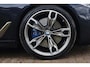BMW 5-Serie M550i xDrive High Executive Aut. | Schuif-Kanteldak | Dealeronderhouden | Soft-Close | Nappa | Stoelventilatie | BTW