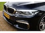 BMW 5-Serie M550i xDrive High Executive Aut. | Schuif-Kanteldak | Dealeronderhouden | Soft-Close | Nappa | Stoelventilatie | BTW