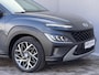 Hyundai Kona 1.6 GDI HEV Fashion Automaat / Dealer Onderhouden / Navigatie / Camera / Adaptieve Cruise / Stoel Verwarming / Stuurwiel Verwarming / DAB / Keyless / Krell Audio / 18'' LM Velgen /