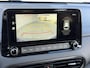 Hyundai Kona 1.6 GDI HEV Fashion Automaat / Dealer Onderhouden / Navigatie / Camera / Adaptieve Cruise / Stoel Verwarming / Stuurwiel Verwarming / DAB / Keyless / Krell Audio / 18'' LM Velgen /