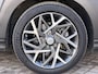 Hyundai Kona 1.6 GDI HEV Fashion Automaat / Dealer Onderhouden / Navigatie / Camera / Adaptieve Cruise / Stoel Verwarming / Stuurwiel Verwarming / DAB / Keyless / Krell Audio / 18'' LM Velgen /