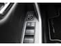 Toyota RAV4 2.5 Hybrid AWD Style Bi-Tone | Rijklaar | Parelmoer | Trekhaak | Apple/Android | Stoel-/stuurverw. | LED | El. achterklep | Dealer onderhouden | All season