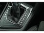 Volkswagen Tiguan 1.5 TSI 150pk DSG Elegance Trekhaak 360Camera IQ.Light Headup Keyless Virtual Cockpit Navigatie