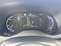 Toyota Yaris Cross 1.5 Hybrid Team D | LED | Navi | Keyless | Winterpakket | Adapt. Cruise | Apple/Android | Elektr. Klep