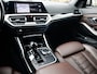 BMW 3-Serie Touring 320e xDrive Business Edition Plus 1e-Eig. & Dealer-Onderh. BOVAG-Garantie. NL-Auto.