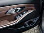 BMW 3-Serie Touring 320e xDrive Business Edition Plus 1e-Eig. & Dealer-Onderh. BOVAG-Garantie. NL-Auto.