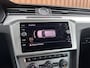 Volkswagen Passat Variant 1.4 TSI ACT Highline | Adaptieve Cruise Control | Parkeersensoren | Stoelverwarming | Verwarmbare Spiegels | Bluetooth | Front Assist |