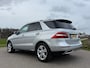 Mercedes-Benz ML-klasse 350 Automaat / 1e Eigenaar / Schuif-/Kanteldak / Luchtvering / 360 Camera / Leder-Alcantara / 19" Velgen /