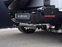 Land Rover Defender 110 2.0 P300e 110 X-Dynamic HSE l Matt Wrap l Schuif-/kantel Panorama dak l Black Pack l Treeplanken l Spoiler l Wheelcover l 23 Inch l