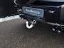 Land Rover Defender 110 2.0 P300e 110 X-Dynamic HSE l Matt Wrap l Schuif-/kantel Panorama dak l Black Pack l Treeplanken l Spoiler l Wheelcover l 23 Inch l