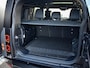 Land Rover Defender 110 2.0 P300e 110 X-Dynamic HSE l Matt Wrap l Schuif-/kantel Panorama dak l Black Pack l Treeplanken l Spoiler l Wheelcover l 23 Inch l