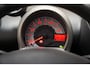 Peugeot 107 1.0 Active [ Airco LM Velgen Centrale Vergrendeling ]