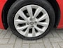 Renault Clio 1.0 TCe Intens / Navigatie / Cruise Control / 16"Lm / Getinte Ramen / All Season /