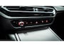 BMW 3-Serie Touring 330e xDrive Business Edition (facelift) PANO|Trekhaak|Leder|Curved Display| 18''LM BLACK