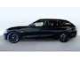 BMW 3-Serie Touring 330e xDrive Business Edition (facelift) PANO|Trekhaak|Leder|Curved Display| 18''LM BLACK