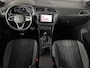 Volkswagen Tiguan 1.4 TSI eHybrid R-Line Business | glazen panoramadak | Trekhaak elektrisch wegklapbaar