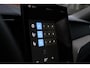 Volvo XC60 T6 Plug-in hybrid AWD Plus Dark | Actieve luchtvering | Panoramisch schuif-/ kanteldak | Elektrisch verstelbare voorstoelen met geheugenfunctie | 360 graden camera | Extra getint glas | 20 inch. lichtmetalen velgen | Harman Kardon | Stoel- /stuurwielverwarming | Verwarmde achterbank | Adaptieve cruise control | BLIS