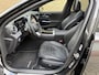 Mercedes-Benz C-klasse 300 e 313pk AMG-Line | Panoramadak | Trekhaak wegklapbaar | 360 camera | ACC | Burmester | Half leder | LCD Touch groot | Sfeerverlichting | Elektrisch verstelbare stoelen met memory | Head up | LED | DAB | Apple CarPlay / Android Auto | Volledig dealeronderhouden!