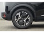 Peugeot e-2008 Allure Advantage | Advanced Active Safety Brake met camera en radar | Climate Control | Dashboard in zacht materiaal met carboneffect en hoogglans zwarte sierstrip