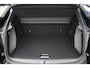 Peugeot e-2008 Allure Advantage | Advanced Active Safety Brake met camera en radar | Climate Control | Dashboard in zacht materiaal met carboneffect en hoogglans zwarte sierstrip