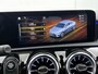 Mercedes-Benz A-klasse 250 e AMG Plug-In Hybride AMG Line | Night Pakket | Trekhaak | Stoelverwarming voor | Dodehoekassistent | Apple CarPlay. Inclusief 24 maanden MB Certified garantie voor Europa.