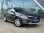 Volvo V60 Cross Country 2.0 D4 Momentum 190pk Automaat / Camera / Leder / Stoelverwarming