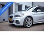 BMW 2-Serie Active Tourer 225xe 3X M-Sport|HUD|Keyless|Trekhaak|Shadowline|LED