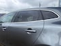 Volvo V40 1.5 T3 Polar+ Sport 152pk Panoramadak / Camera / Stoelverwarming / HK Audio