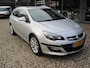 Opel Astra Sports Tourer 1.4 Turbo Cosmo zeer mooi en lux met trekhaak apk 04-07-2026